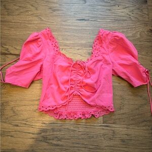 Pink crop
Top